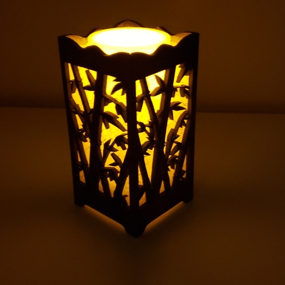 Wooden Leave L.e.d Candle Holder - Picture 8 of 8